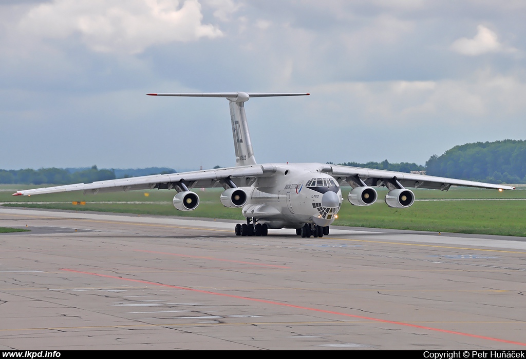 Aviacon Zitotrans – Iljuin IL-76TD RA-76502