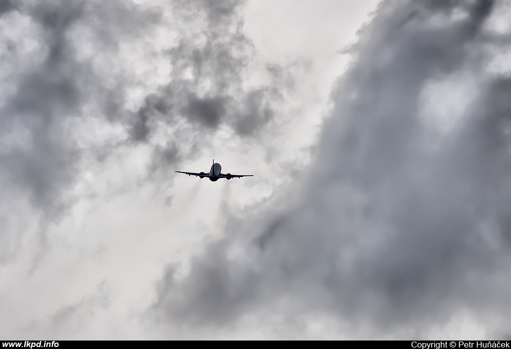 Transaero Airlines – Boeing B737-329 EI-CXR