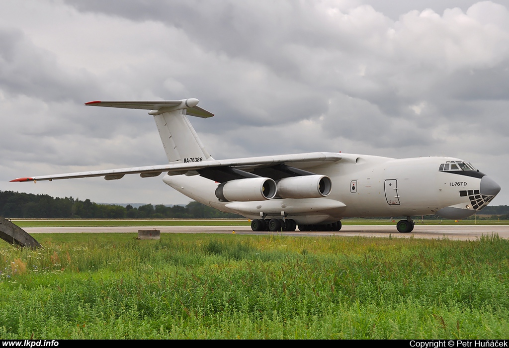 Aviacon Zitotrans – Iljuin IL-76TD RA-76386