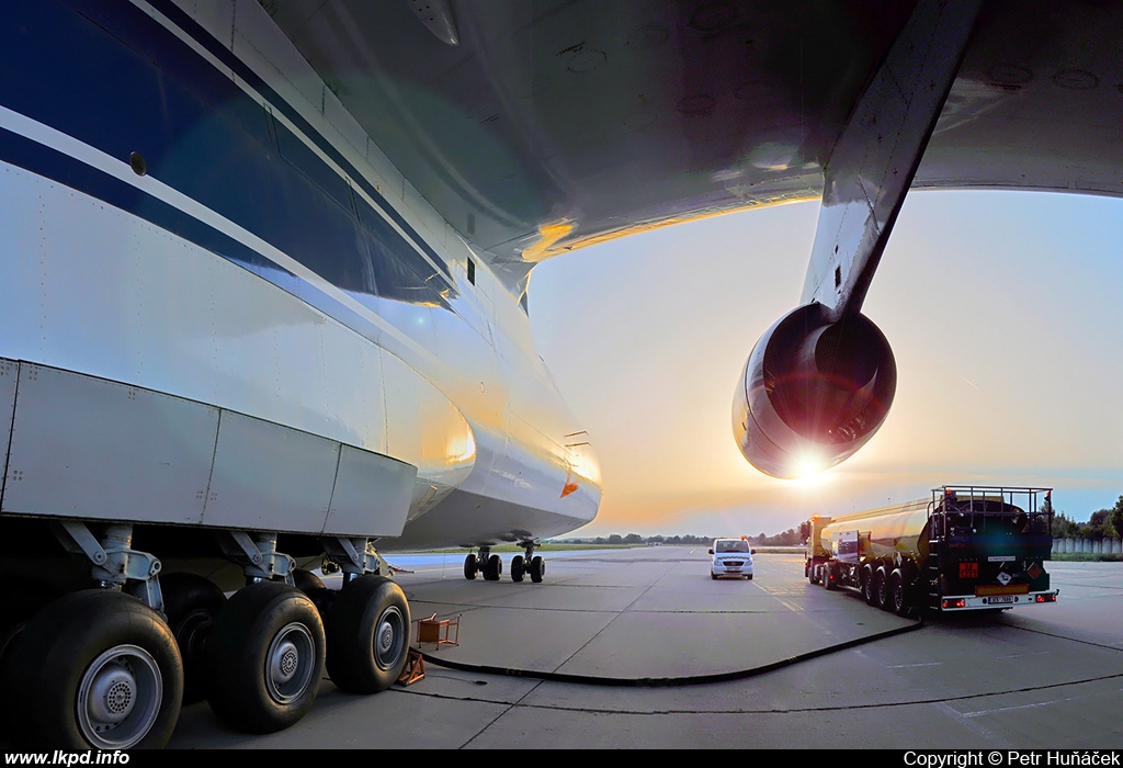 Volga-Dnepr Airlines – Antonov AN-124-100 RA-82078