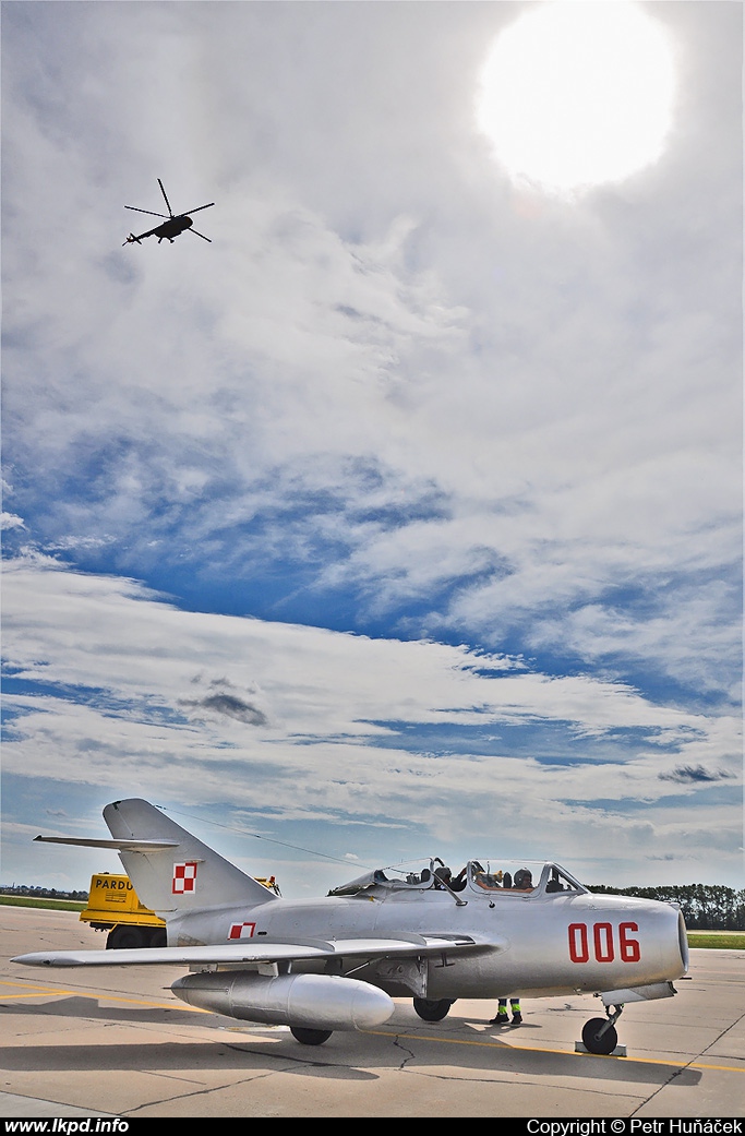 Polskie Orly – PZL - Mielec Lim-2 (MiG-15UTI)  SP-YNZ