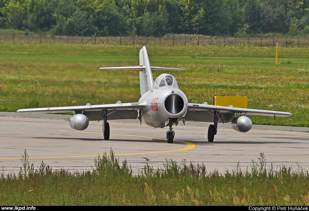 Polskie Orly – PZL - Mielec Lim-2 (MiG-15UTI)  SP-YNZ