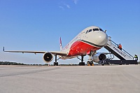 Red Wings – Tupolev TU-204-100V RA-64046