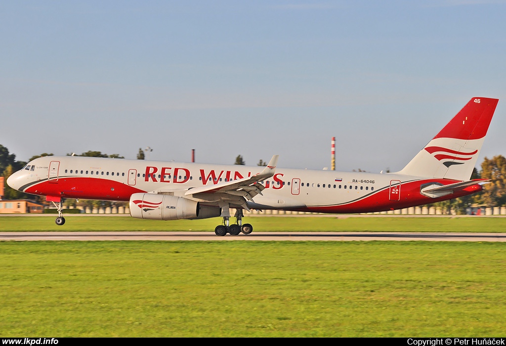 Red Wings – Tupolev TU-204-100V RA-64046