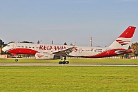 Red Wings – Tupolev TU-204-100V RA-64046