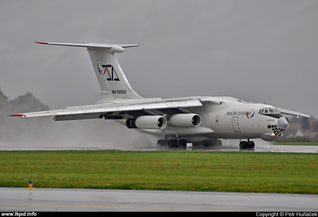 Aviacon Zitotrans – Iljuin IL-76TD RA-76502