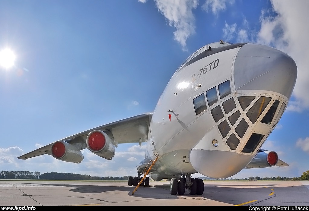 Aviacon Zitotrans – Iljuin IL-76TD RA-76502