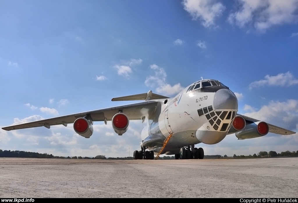 Aviacon Zitotrans – Iljuin IL-76TD RA-76502