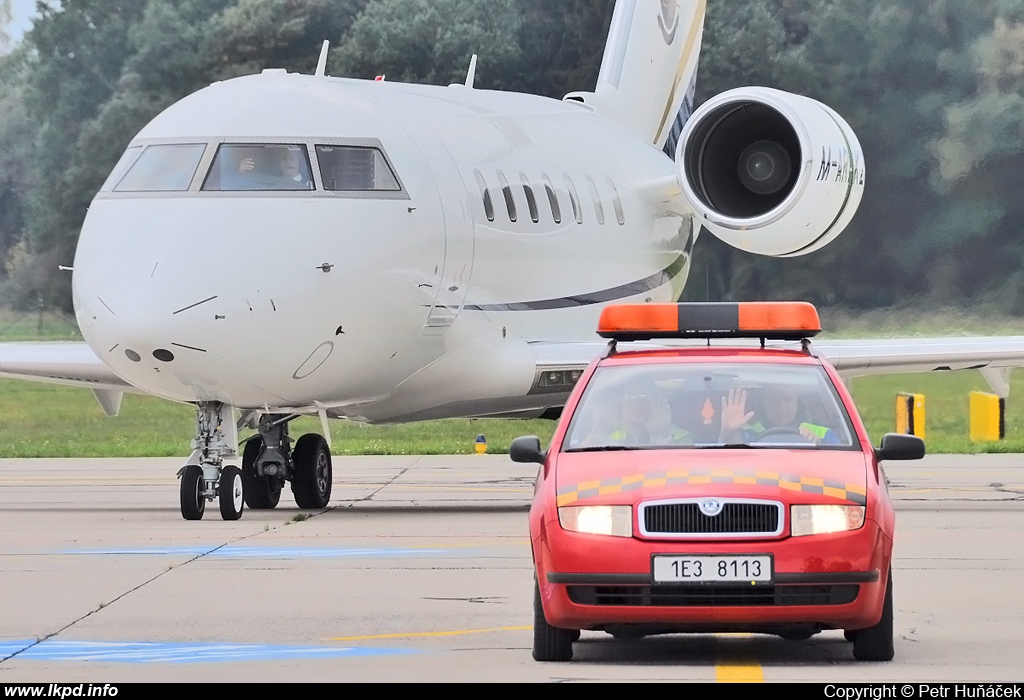 Marks Jet – Canadair CL-600-2B16 Challenger 605 M-ARKZ