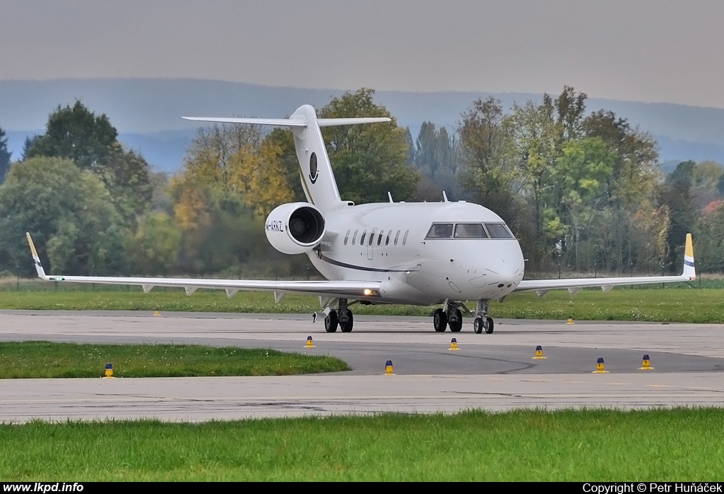 Marks Jet – Canadair CL-600-2B16 Challenger 605 M-ARKZ