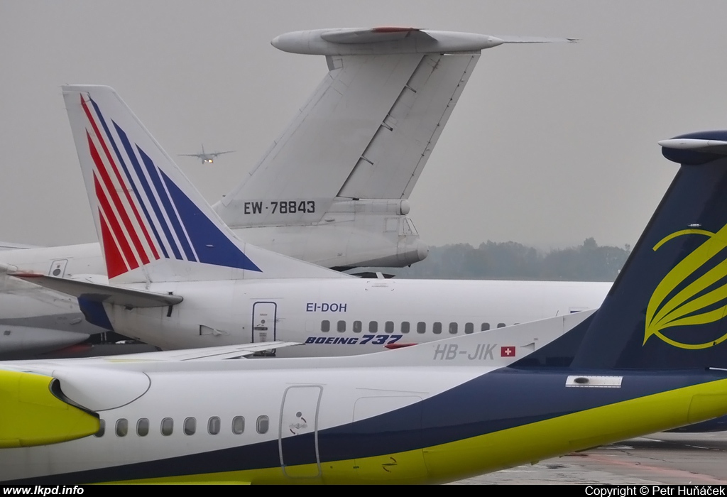 Transaero Airlines – Boeing B737-31S EI-DOH