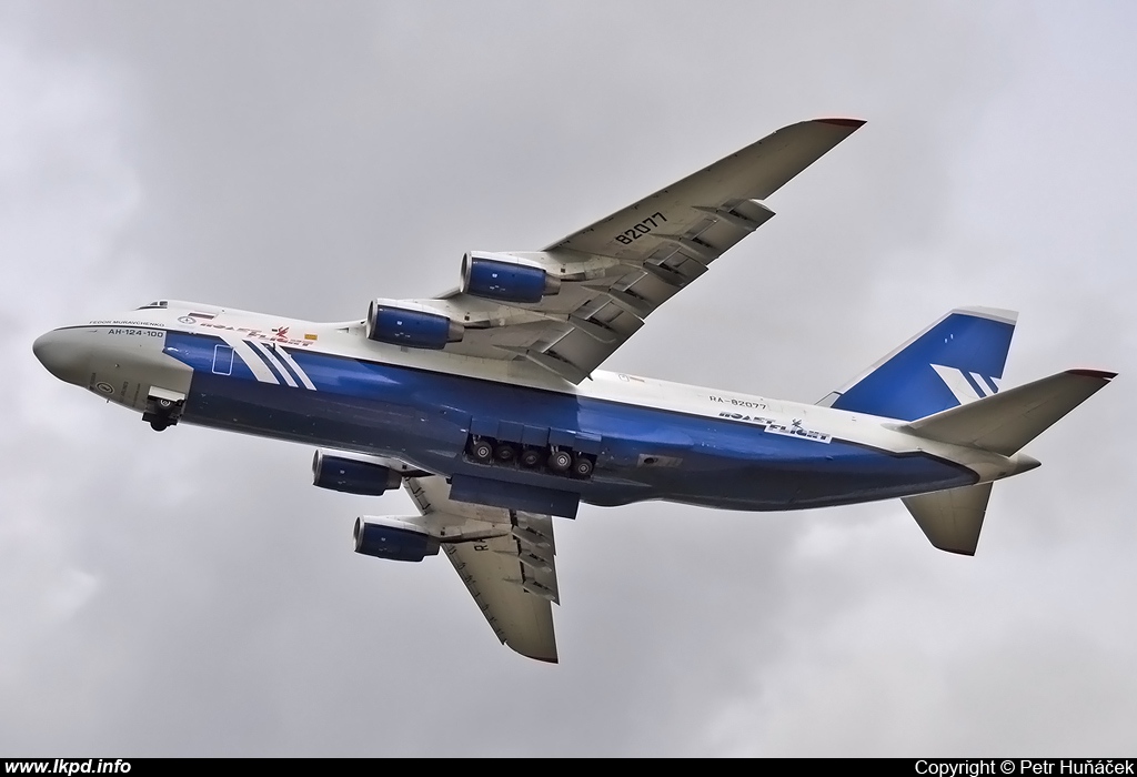 Polet Airlines – Antonov AN-124-100 RA-82077