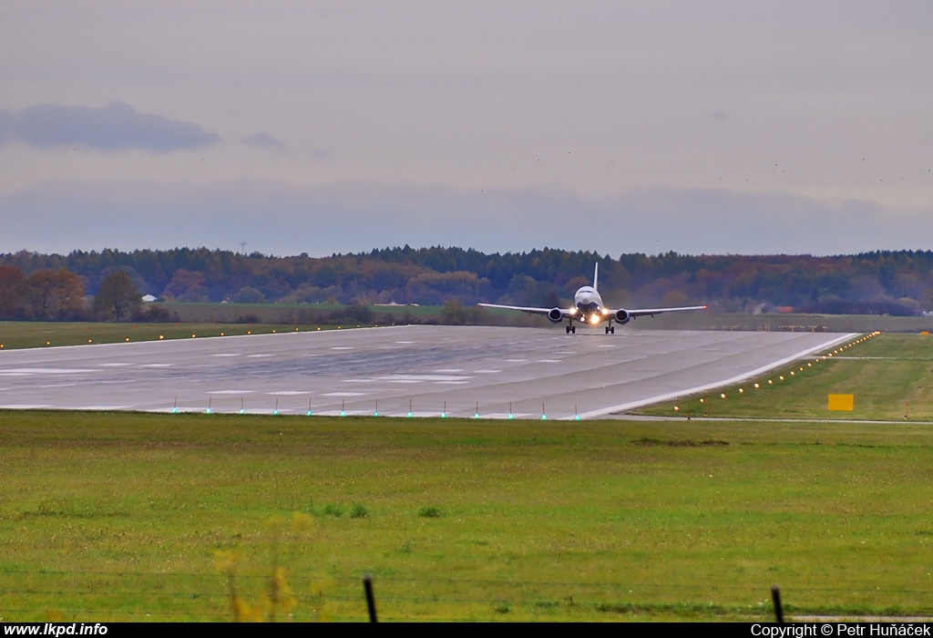 Transaero Airlines – Boeing B737-7Q8 EI-EUX