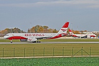 Red Wings – Tupolev TU-204-100V RA-64050