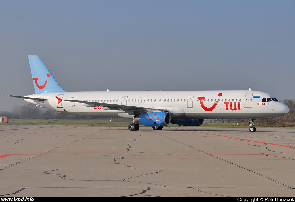 Kolavia – Airbus A321-231 EI-ETK