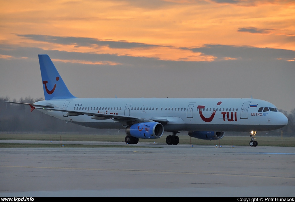 Kolavia – Airbus A321-231 EI-ETK