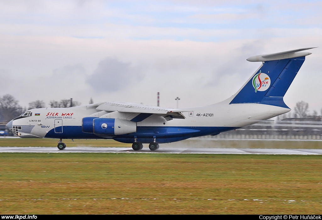 Silesia Air – Iljuin IL-76TD-90VD  4K-AZ101