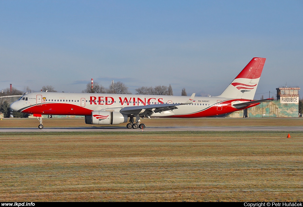 Red Wings – Tupolev TU-204-100V RA-64047