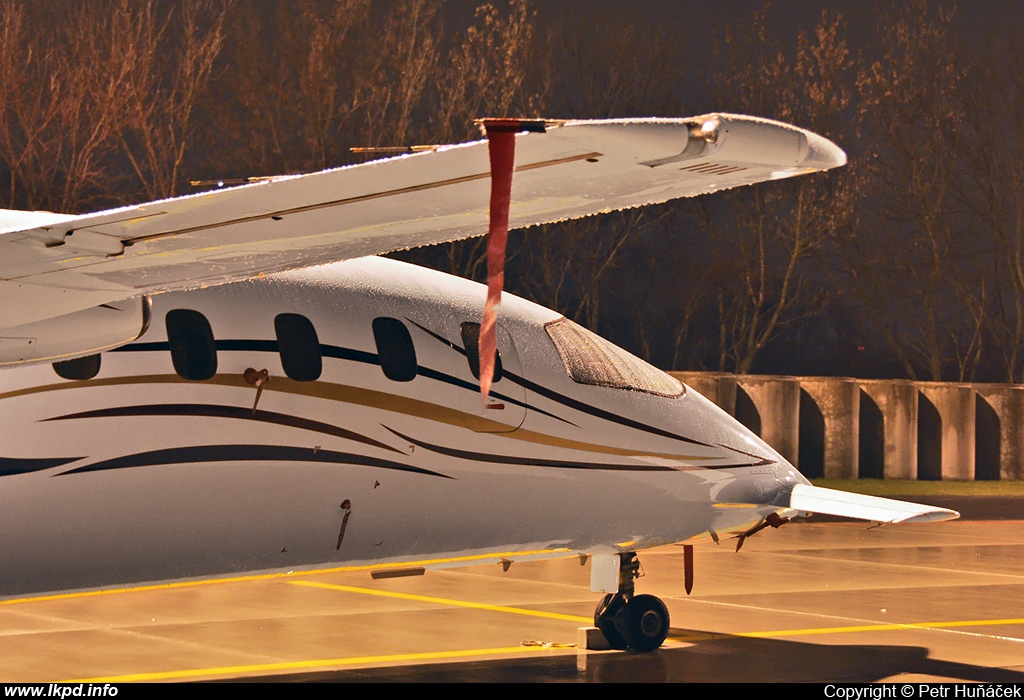 Icarus Aviation – Piaggio P-180 Avanti II OK-PIA