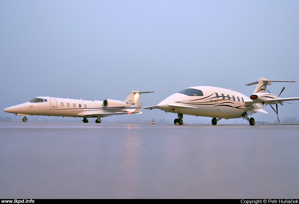 Icarus Aviation – Piaggio P-180 Avanti II OK-PIA