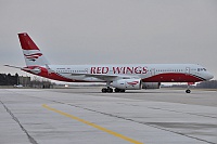 Red Wings – Tupolev TU-204-100V RA-64043