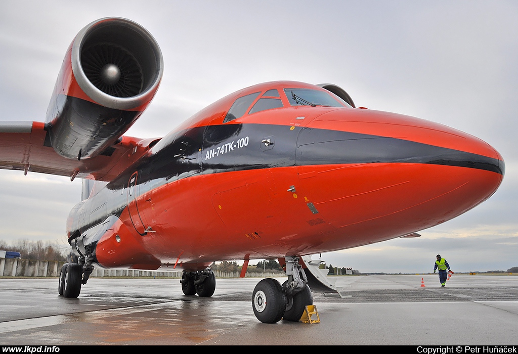 CAVOK – Antonov AN-74TK-100 UR-CKC