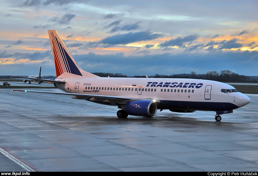 Transaero Airlines – Boeing B737-7Q8 EI-EUX