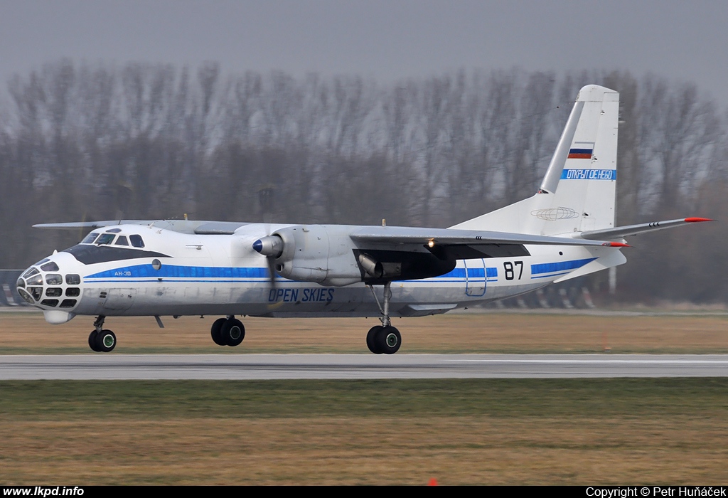Russia Air Force – Antonov AN-30B 87