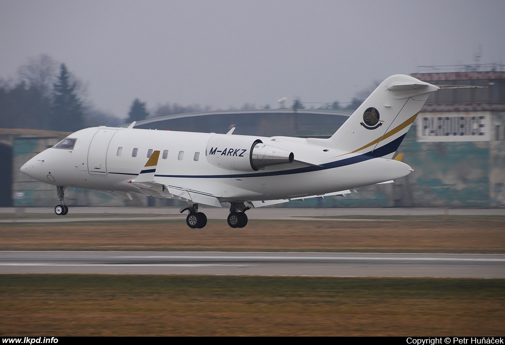 Marks Jet – Canadair CL-600-2B16 Challenger 605 M-ARKZ