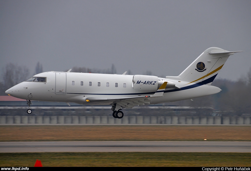 Marks Jet – Canadair CL-600-2B16 Challenger 605 M-ARKZ