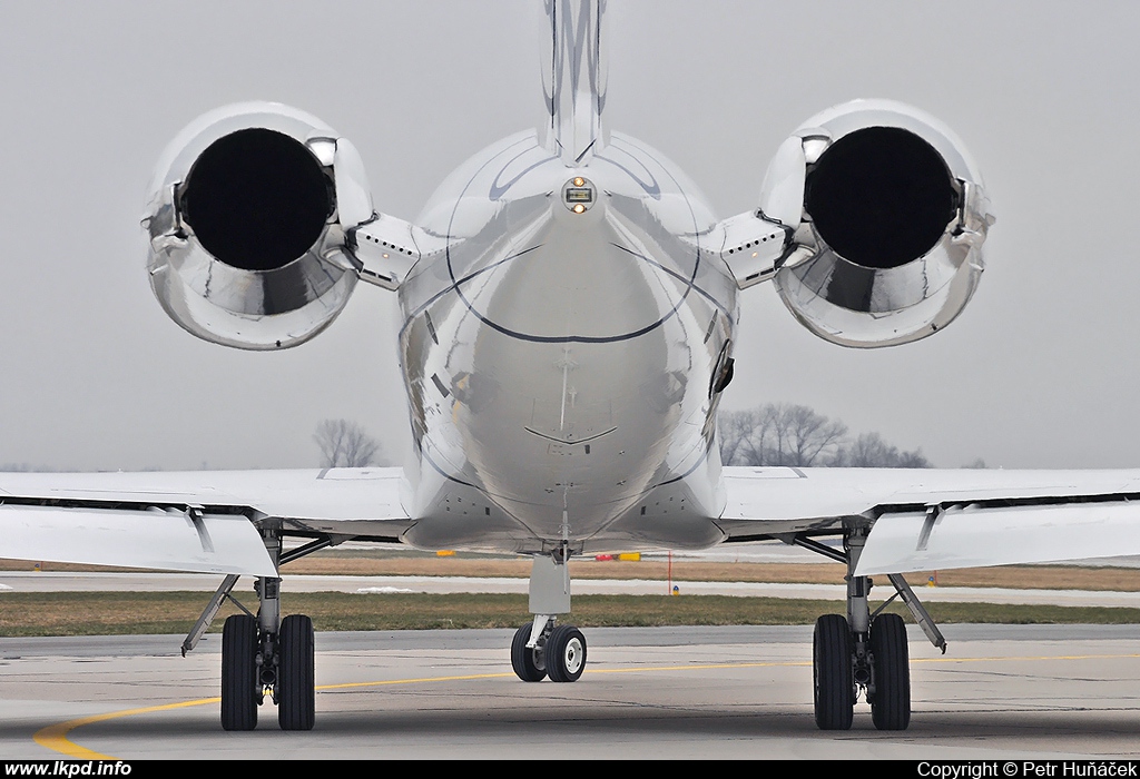 Salamander Services LLC – Gulfstream G-IV/SP N125SJ