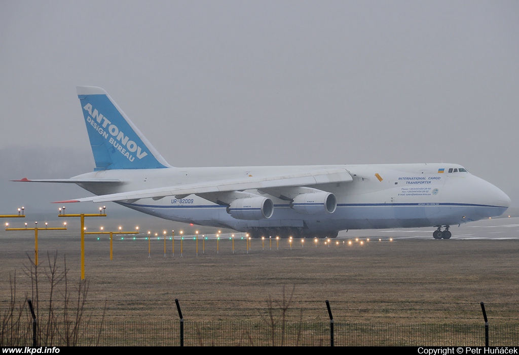 Antonov Design Bureau – Antonov AN-124-100M-150 UR-82009