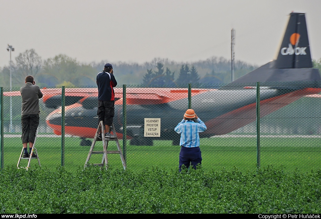 CAVOK – Antonov AN-12BK UR-CKL