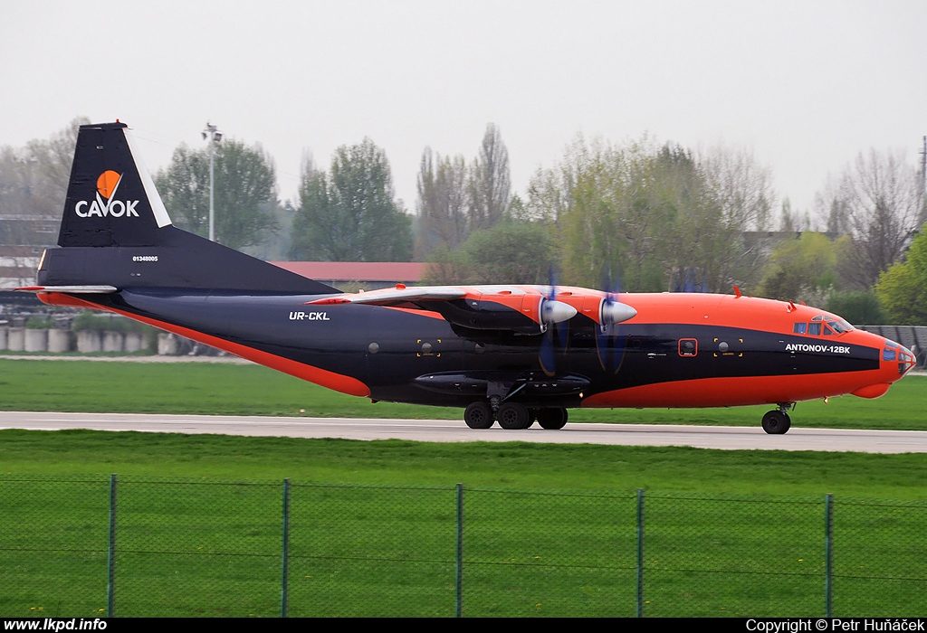 CAVOK – Antonov AN-12BK UR-CKL