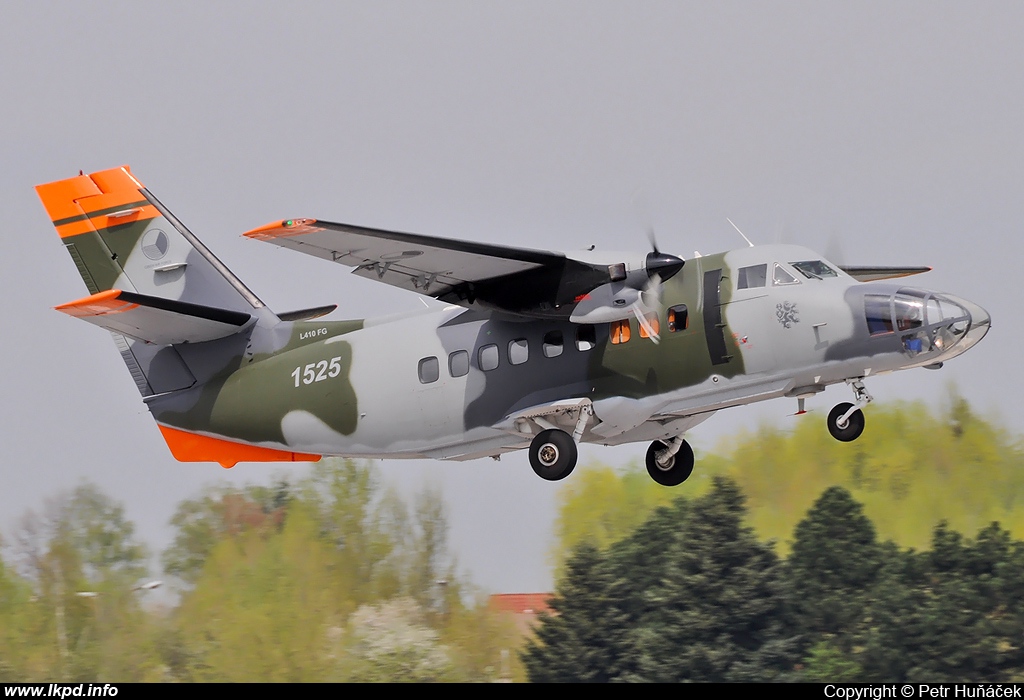 Czech Air Force – Let L410-FG 1525