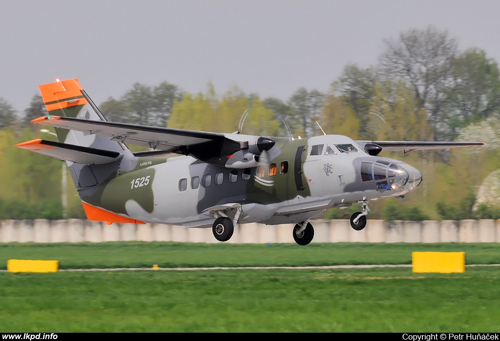 Czech Air Force – Let L410-FG 1525