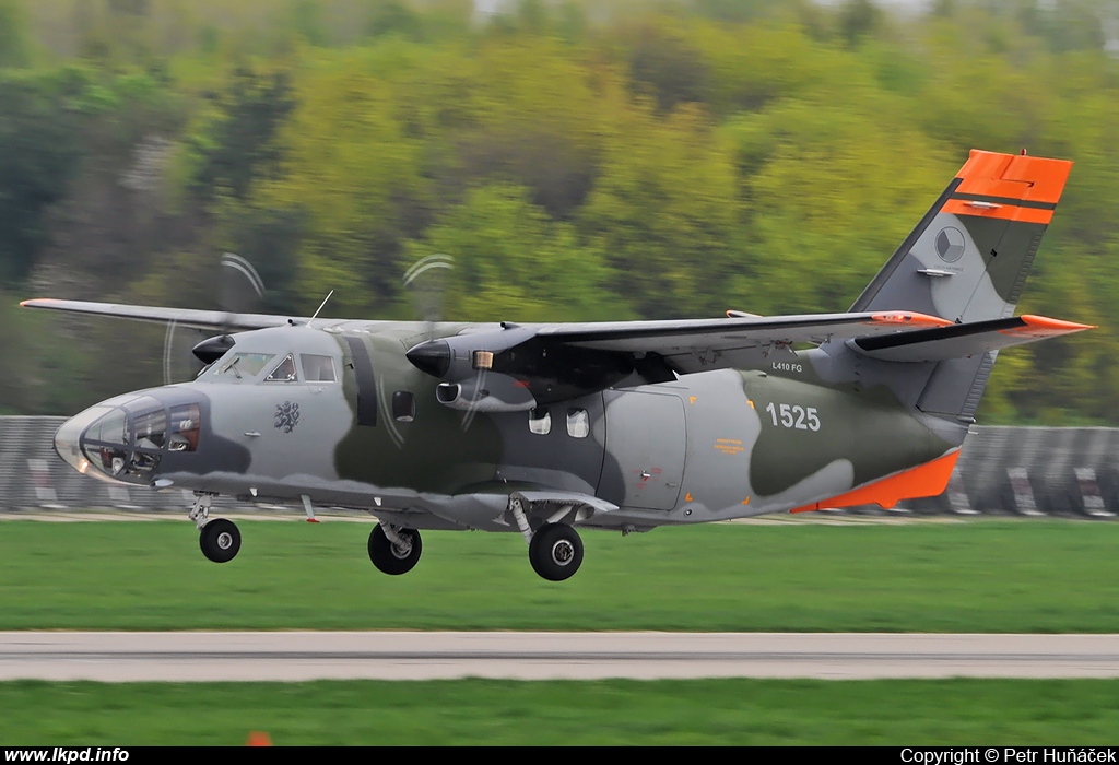 Czech Air Force – Let L410-FG 1525