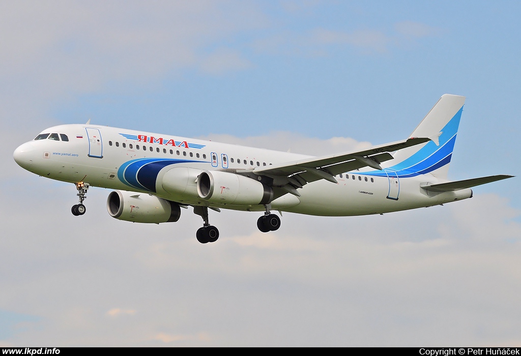 Yamal – Airbus A320-232 VP-BHW