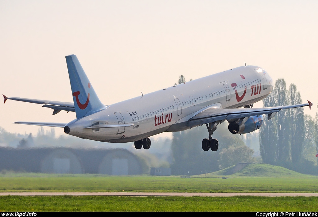 Kolavia – Airbus A321-231 EI-ETK