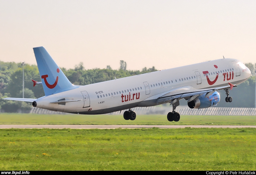 Kolavia – Airbus A321-231 EI-ETK