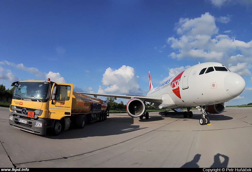 SA Czech Airlines – Airbus A319-112 OK-NEM