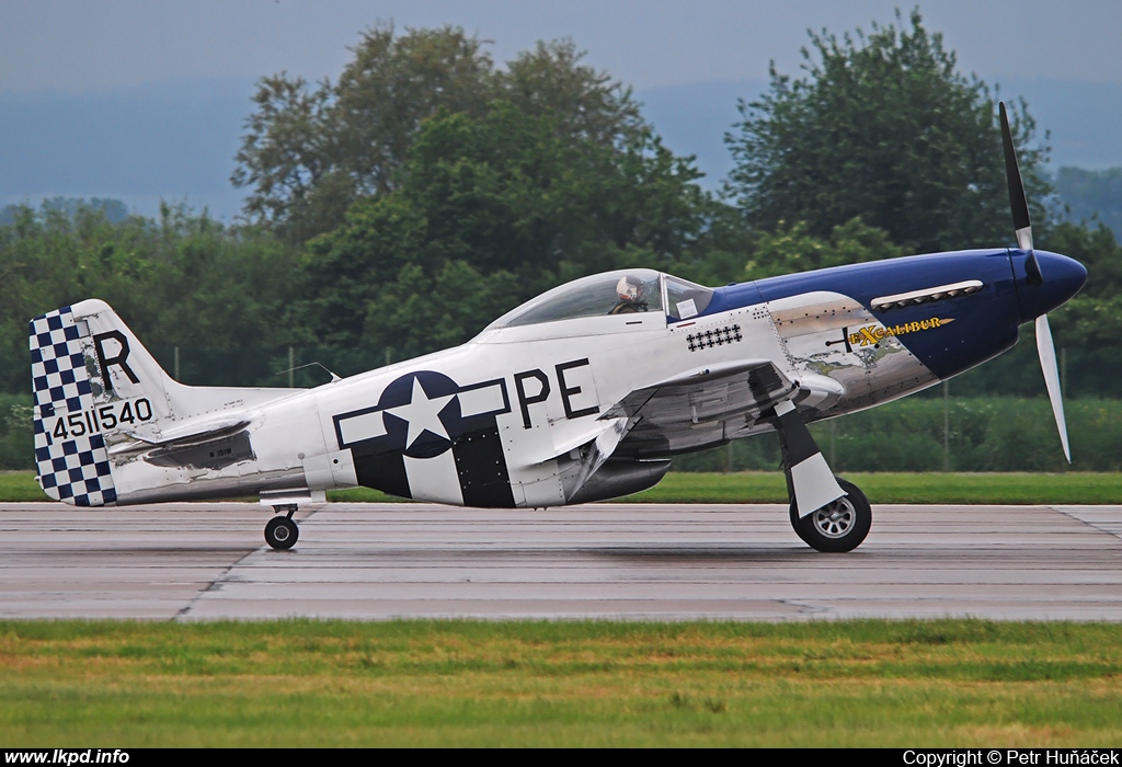 Private/Soukrom – North American P-51D Mustang NL151W