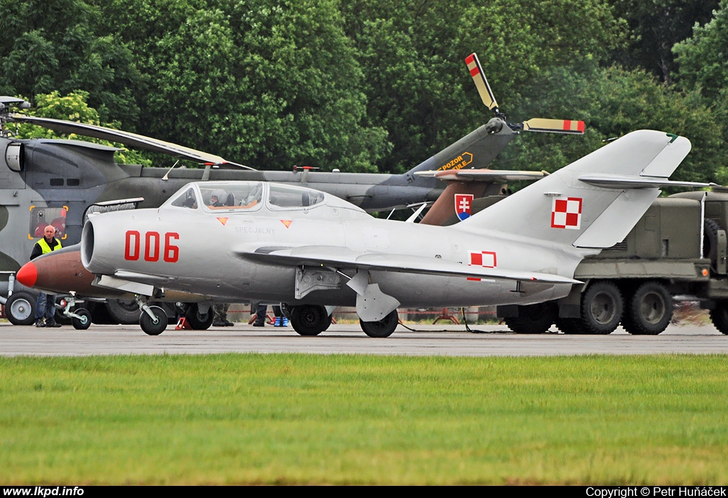 Polskie Orly – PZL - Mielec Lim-2 (MiG-15UTI)  SP-YNZ