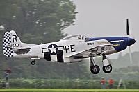 Private/Soukrom – North American P-51D Mustang NL151W