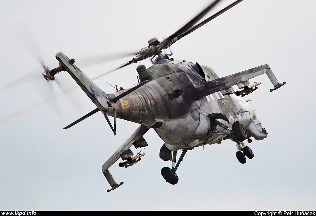 Czech Air Force – Mil Mi-24V 7360