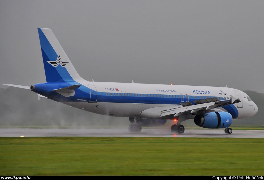 Kolavia – Airbus A320-232 TC-KLB