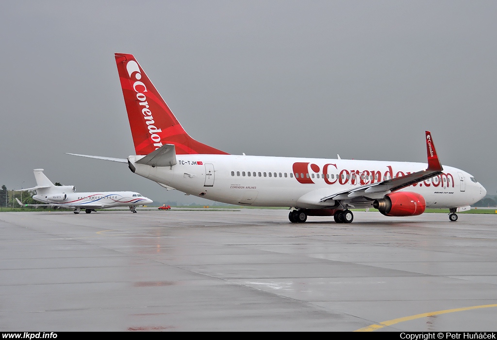 Corendon Airlines – Boeing B737-86J TC-TJH