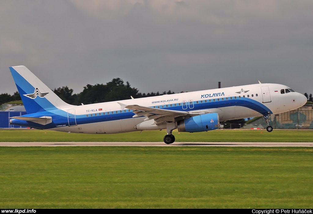 Kolavia – Airbus A320-232 TC-KLA