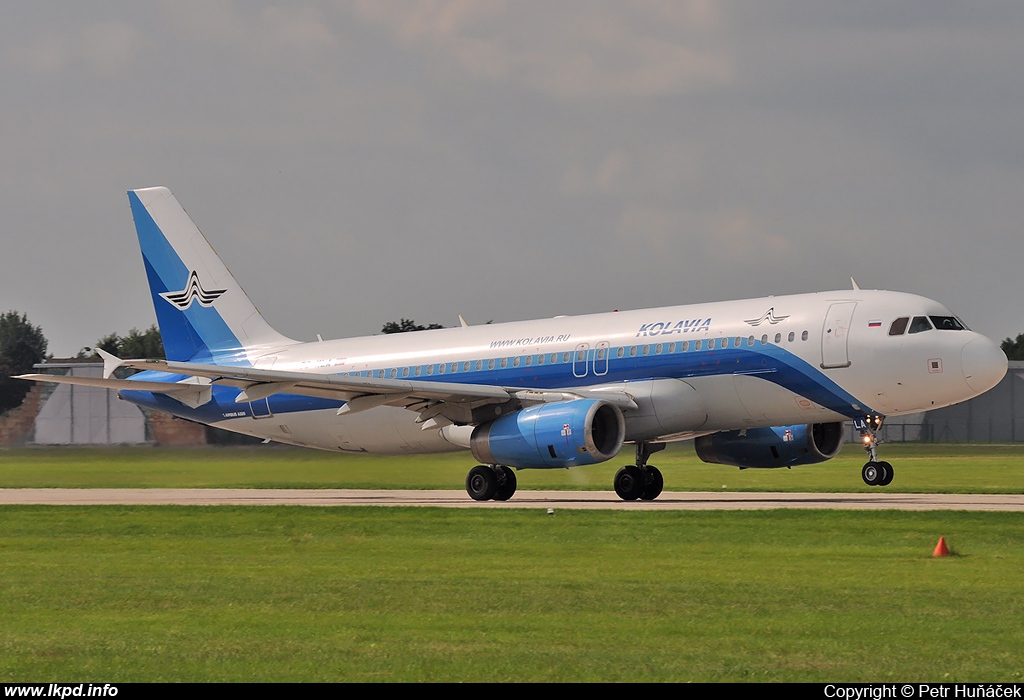 Kolavia – Airbus A320-232 TC-KLA