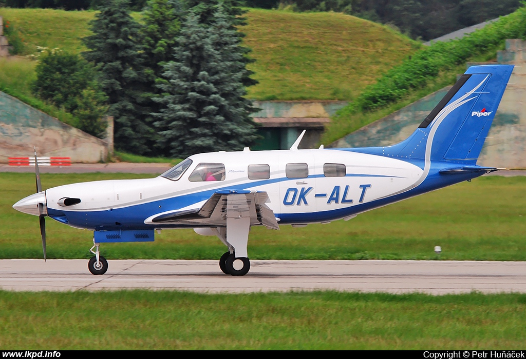 Aeromec – Piper PA-46-500TP OK-ALT